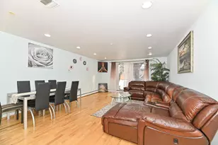 4117 W Rivers Edge Cir, Brown Deer, WI 53209 - Photo 10