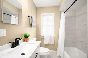 1137 S 107th St, West Allis, WI 53214 - Photo 10