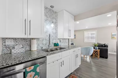 4869 N 55th St, Milwaukee, WI 53218 - Photo 6