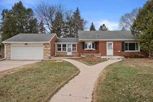 5437 N Navajo Ave, Glendale, WI 53217 - Photo 1