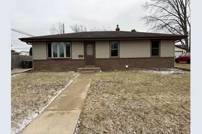 9317  Carol Ann Dr, Sturtevant, WI 53177 - Photo 1