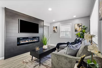 4570 N 44th St, Milwaukee, WI 53218 - Photo 2