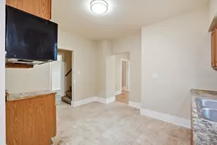 2473 N 57th St, Milwaukee, WI 53210 - Photo 10