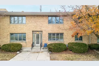 314  Center Ave #3, Sheboygan, WI 53081 - Photo 1