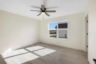 1364 Periwinkle Pass, Oconomowoc, WI 53066 - Photo 18