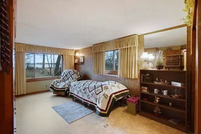 25215 W Loomis Rd, Racine, WI 53185 - Photo 20