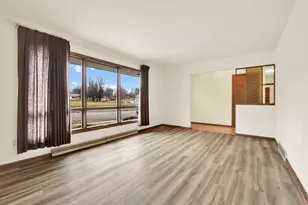 1621 Woodridge Rd, West Bend, WI 53095 - Photo 4