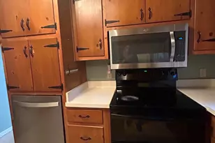 N35W28682 Old North Shore Dr, Delafield, WI 53072 - Photo 26