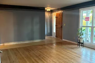 N35W28682 Old North Shore Dr, Delafield, WI 53072 - Photo 14