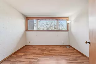 1009 Spring Valley Rd, Burlington, WI 53105 - Photo 18