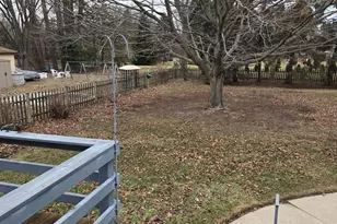 520 4 Mile Rd, Racine, WI 53402 - Photo 4