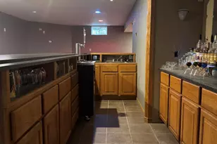 3231 E Lindy Ln, Oak Creek, WI 53154 - Photo 32