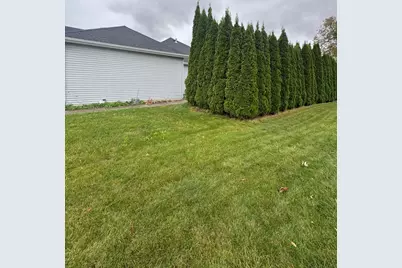 3231 E Lindy Ln, Oak Creek, WI 53154 - Photo 48