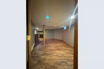 3231 E Lindy Ln, Oak Creek, WI 53154 - Photo 20