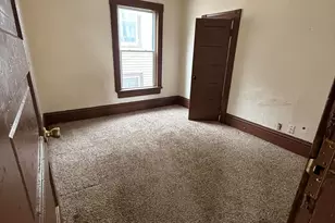 223 N Memorial Dr, Racine, WI 53404 - Photo 6