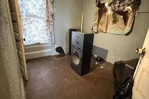 223 N Memorial Dr, Racine, WI 53404 - Photo 14