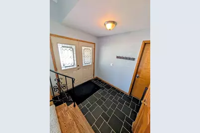 719  Lynne Dr, Waukesha, WI 53186 - Photo 38