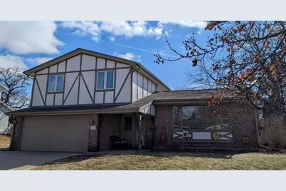 719  Lynne Dr, Waukesha, WI 53186 - Photo 1