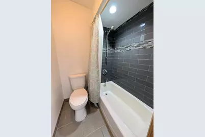 719  Lynne Dr, Waukesha, WI 53186 - Photo 34