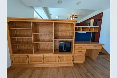 719  Lynne Dr, Waukesha, WI 53186 - Photo 14