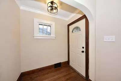 2411 N 54th St, Milwaukee, WI 53210 - Photo 2