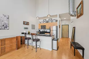 2080 N Commerce St, Milwaukee, WI 53212 - Photo 4
