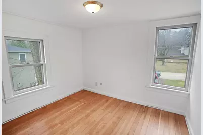 4827  Riverside Rd, Racine, WI 53185 - Photo 12