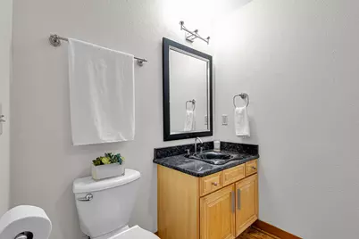 1017 S 2nd St #405, Milwaukee, WI 53204 - Photo 18