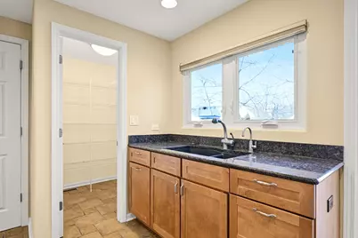 821  Wisconsin St, Lake Geneva, WI 53147 - Photo 10