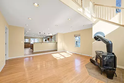 821  Wisconsin St, Lake Geneva, WI 53147 - Photo 8