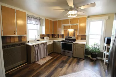 N88W17170  Main St, Menomonee Falls, WI 53051 - Photo 4