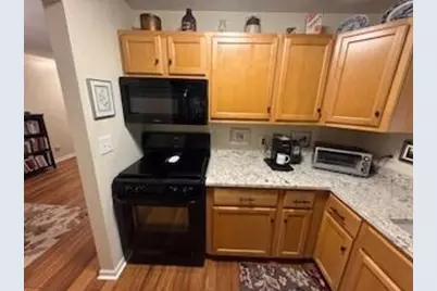 W194 S7823  Overlook Bay Rd #Unit A, Muskego, WI 53150 - Photo 8