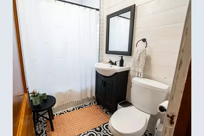 1434 N 66th St, Wauwatosa, WI 53213 - Photo 46