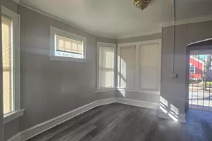 2548 N 18th St, Milwaukee, WI 53206 - Photo 2