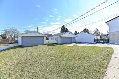 3824 S 75th St #3826, Milwaukee, WI 53220 - Photo 2