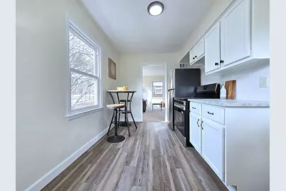 5908 N 32nd St, Milwaukee, WI 53209 - Photo 6