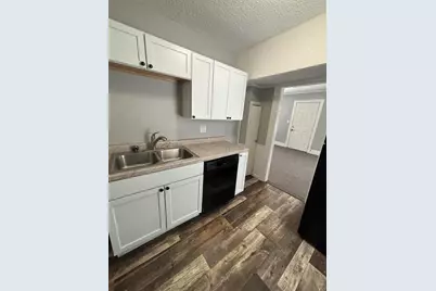 825  George St, La Crosse, WI 54603 - Photo 4