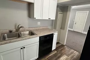 825 George St, La Crosse, WI 54603 - Photo 4