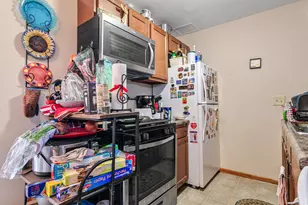 1661 W Edgerton Ave, Milwaukee, WI 53221 - Photo 6