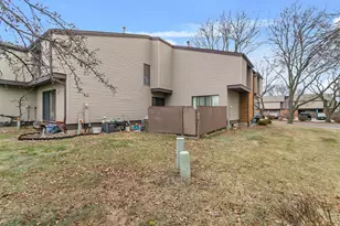 1661 W Edgerton Ave, Milwaukee, WI 53221 - Photo 16