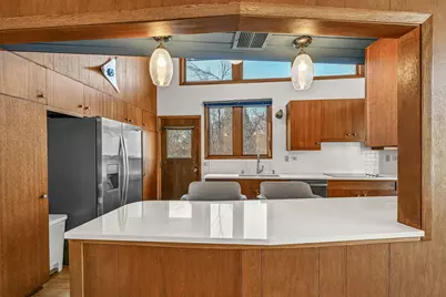 9001 N King Rd, Bayside, WI 53217 - Photo 14