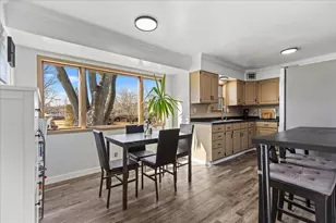 W189S7603 Circle Dr, Muskego, WI 53150 - Photo 10