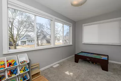 2434 N 59th St, Milwaukee, WI 53210 - Photo 12
