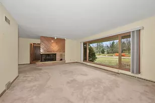 4260 N 163rd St, Brookfield, WI 53005 - Photo 4