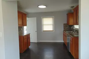 8528 W Arden Pl, Milwaukee, WI 53225 - Photo 22
