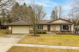 1525 River Highlands Dr, Oconomowoc, WI 53066 - Photo 40