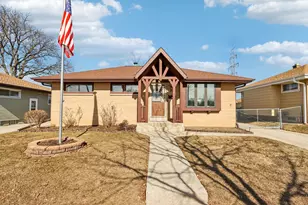 5320 W Plainfield Ave, Milwaukee, WI 53220 - Photo 2