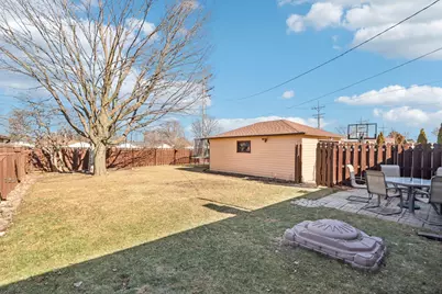 5320 W Plainfield Ave, Milwaukee, WI 53220 - Photo 34