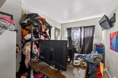 7031 W Villard Ave, Milwaukee, WI 53218 - Photo 8