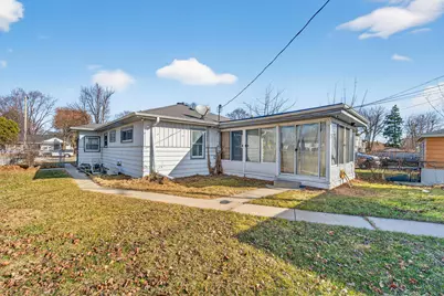 7031 W Villard Ave, Milwaukee, WI 53218 - Photo 4